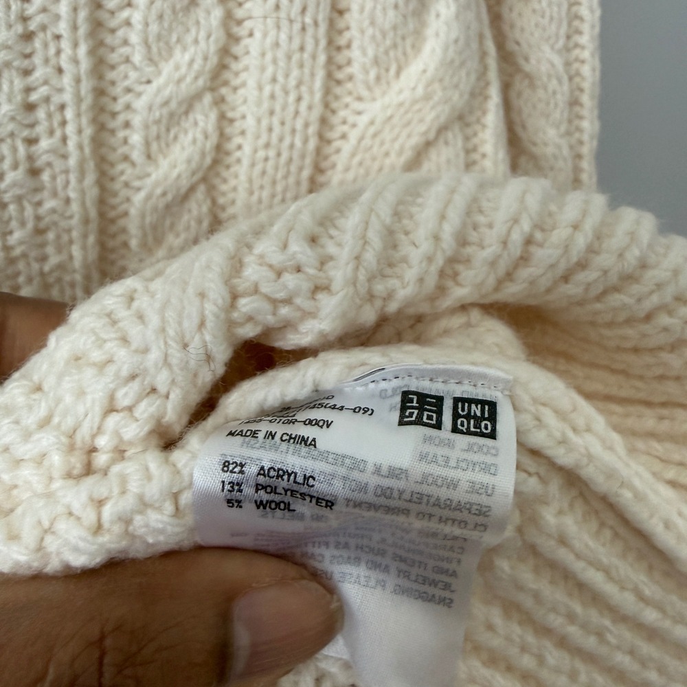 JJW Anderson x Uniqlo sz Mens (L) Womens (XL) Unisex Sweater Tennis Prep Preppy - Picture 5 of 6